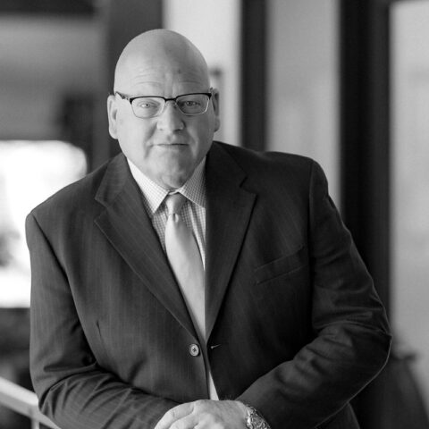 Kevin G. Richards - Family & Criminal Lawyer in Los Angeles, CA - Richards & Richards Law Firm